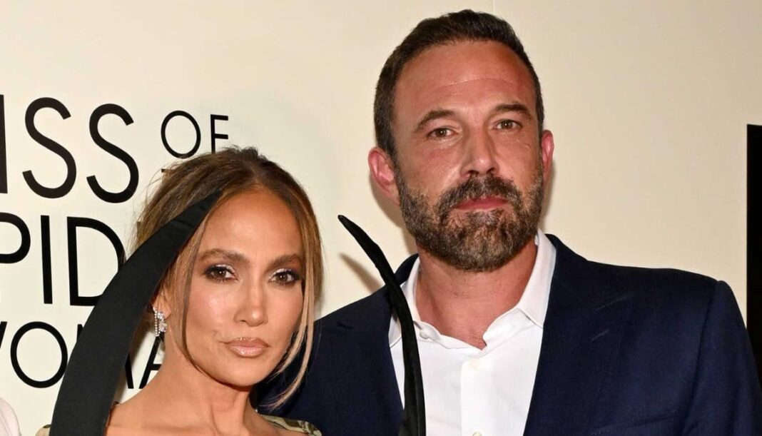 Jennifer Lopez still hopeful for reunion with Ben Affleck: Source